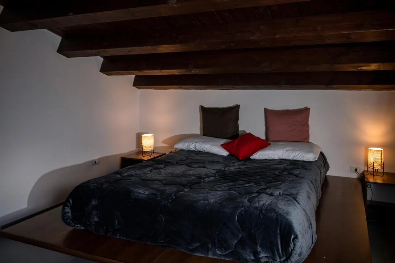 Sopra Moltivolti Guesthouse Palermo Italy