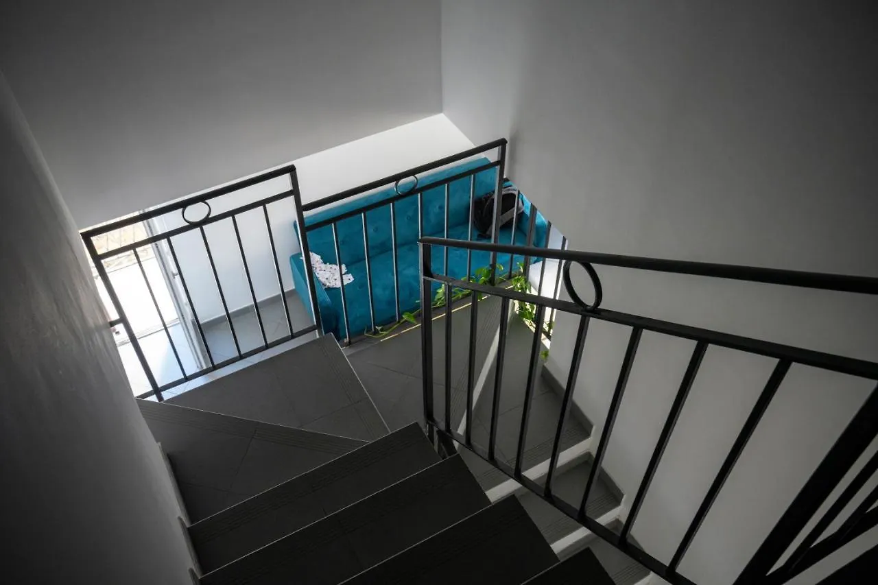 Sopra Moltivolti Guesthouse Palerme Italie